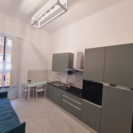 Апартаменти Allegra В'яреджо