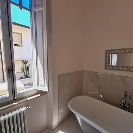 Allegra В'яреджо